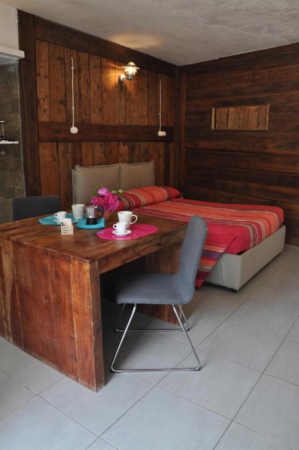 Smile Accomodation Sun Aosta Exterior foto